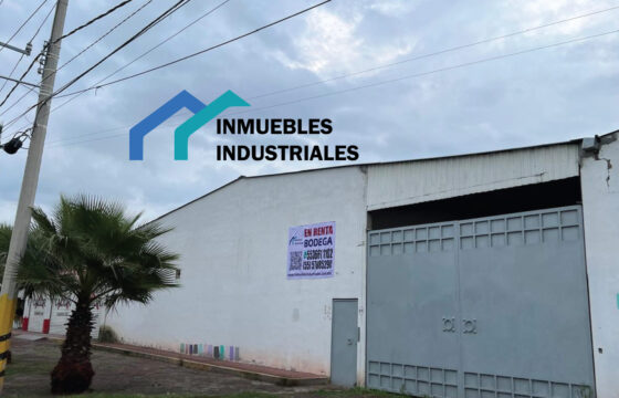 BODEGA COMERCIAL EN RENTA 110m² ACOLMAN