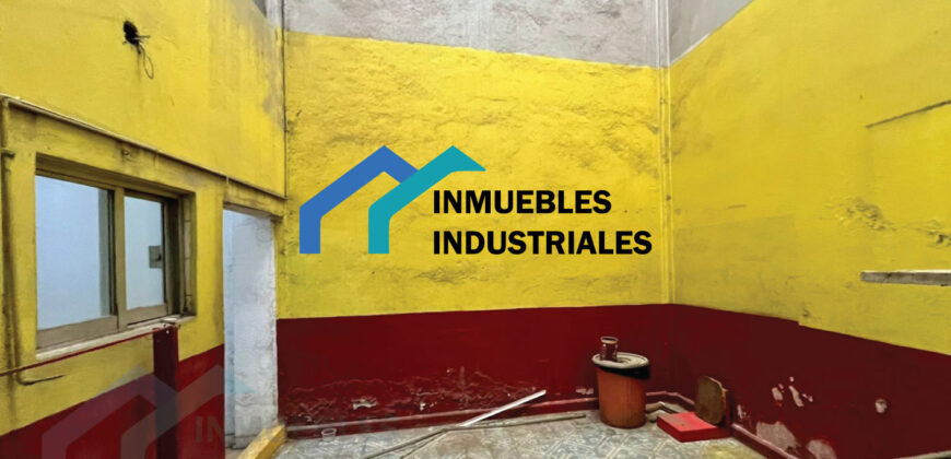 LOCAL EN RENTA VIA MORELOS 80m²